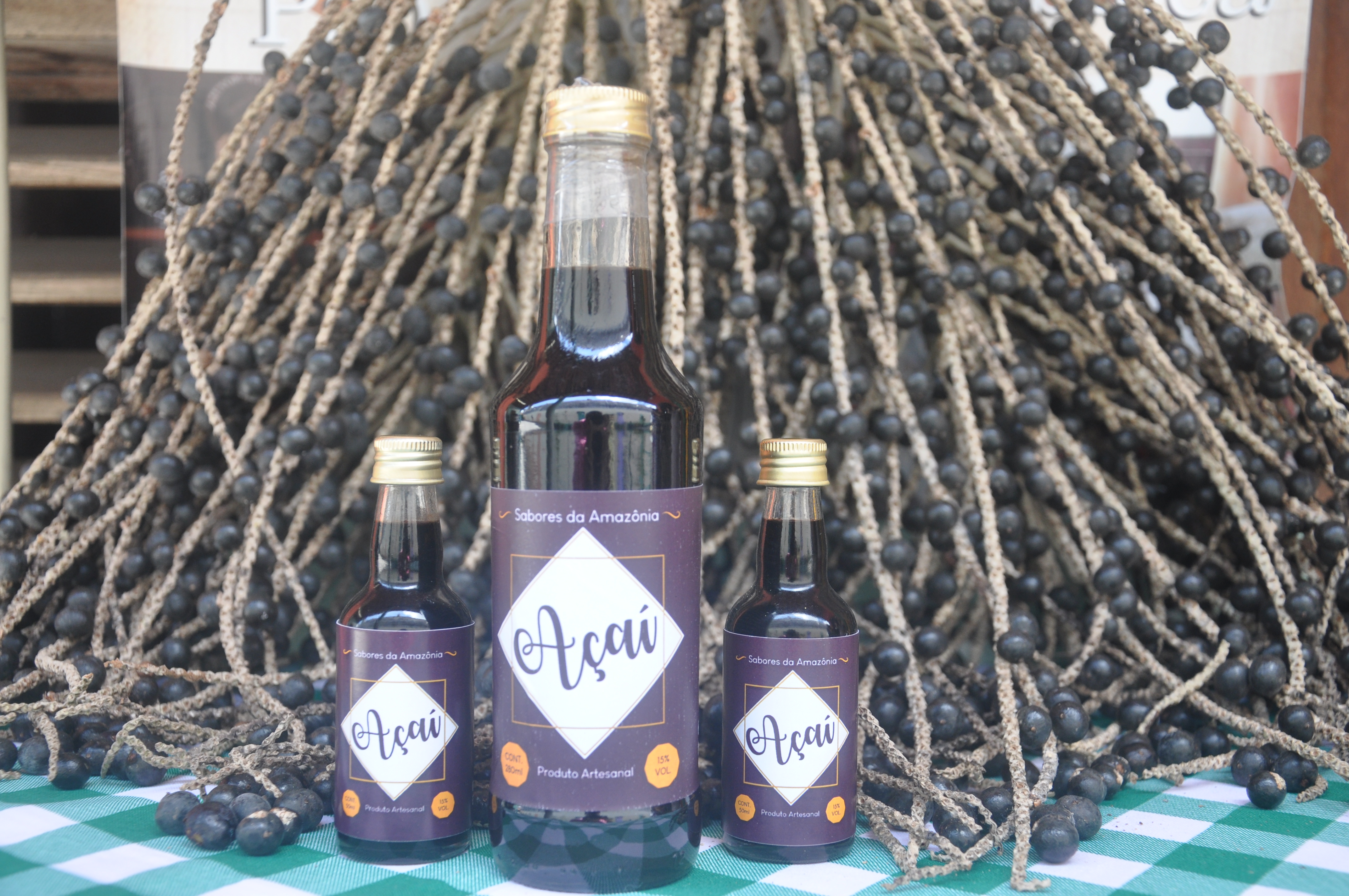 Licor de Açaí é lançado na feira de Arte